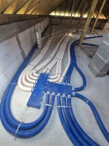 b8101c94-65d9-4a28-9b49-bcec218c2d30